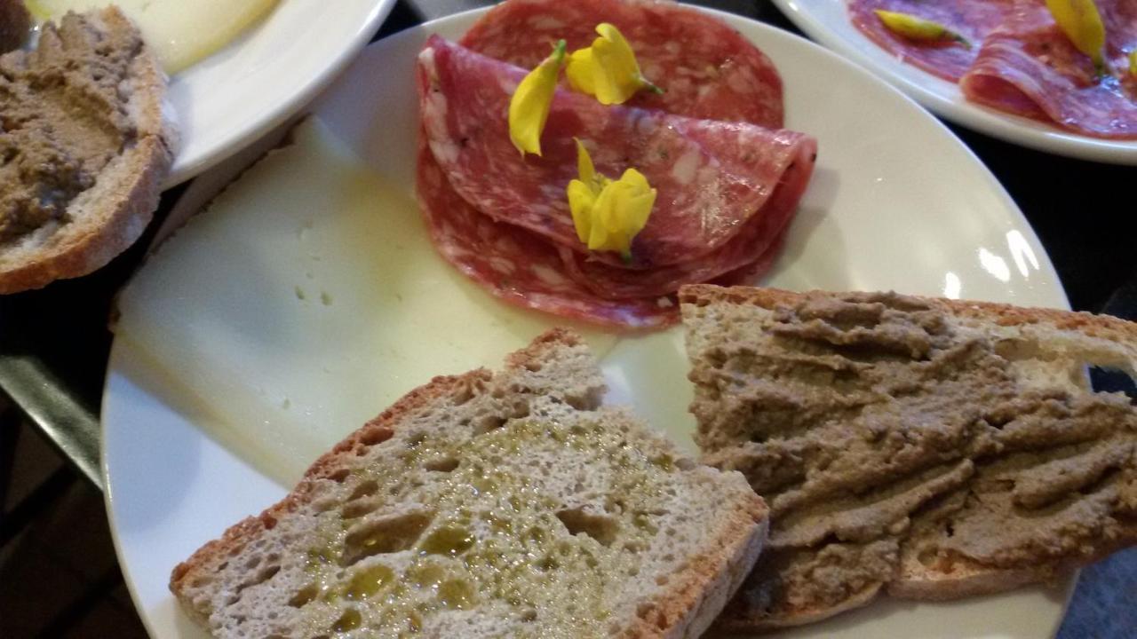 Appartamento Uva - Agriturismo Le Selvole Помаранче Екстериор снимка